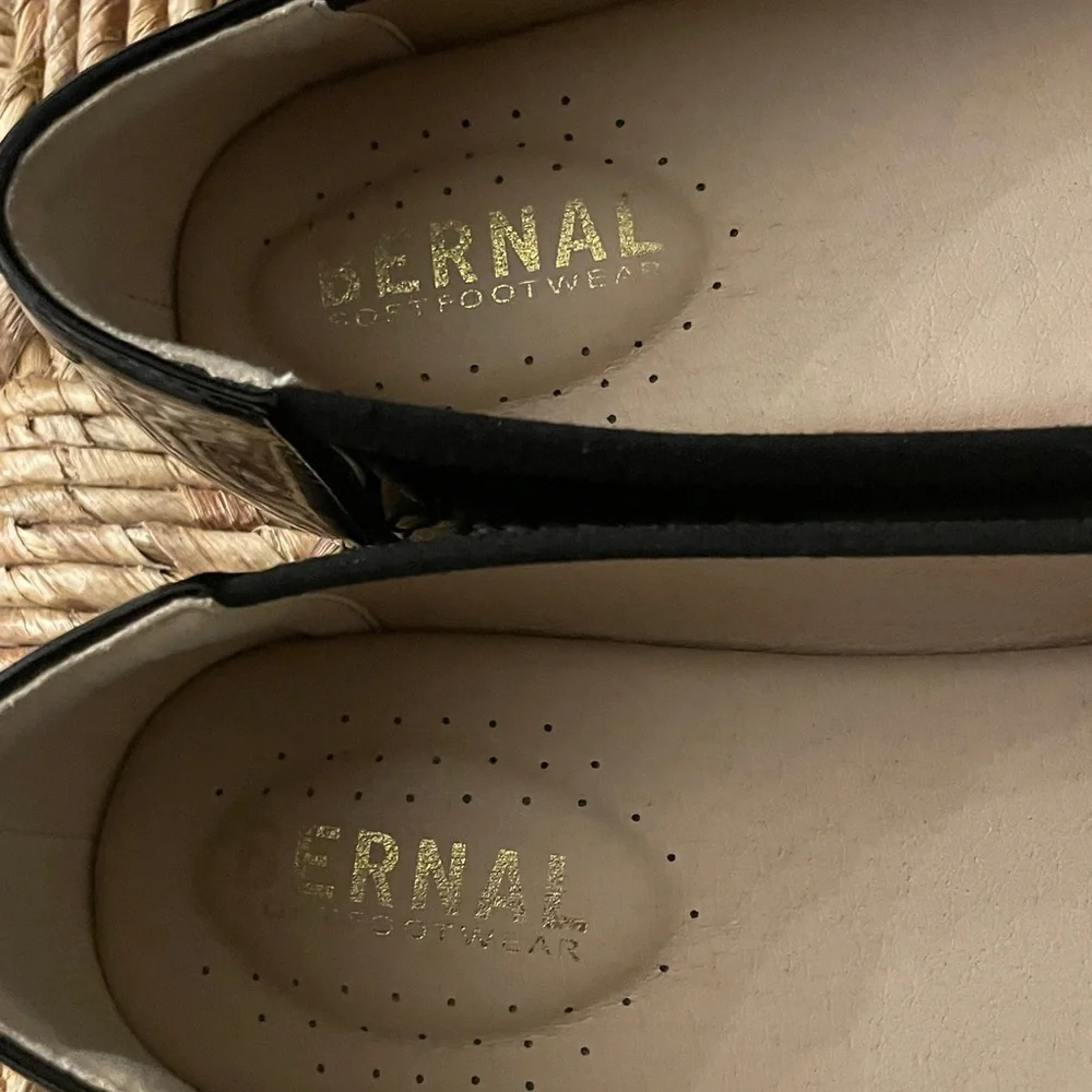 Bernal Black Patent Leather Flats with Embellished  crystals Buckle size 9